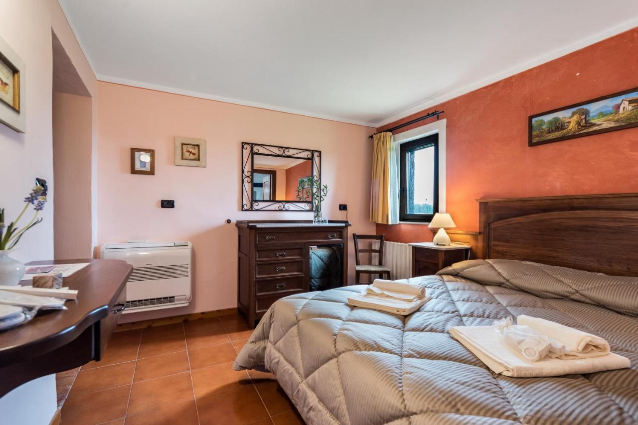 Bed and Breakfast Casale Dei Gelsi Castiglione In Teverina Экстерьер фото